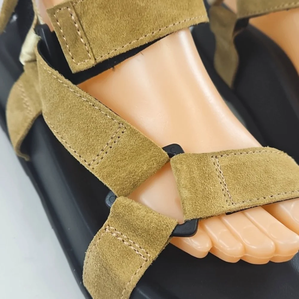 $445 Moschino Sporty Logo-Detailed Suede Platform Sandals Size 11